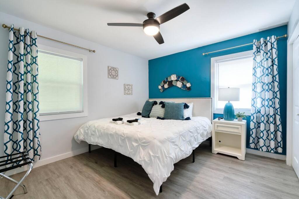 2Br 1Ba Duplex House King Beds Great For Small Groups Close To All Uptown Charlotte Attractions Extérieur photo